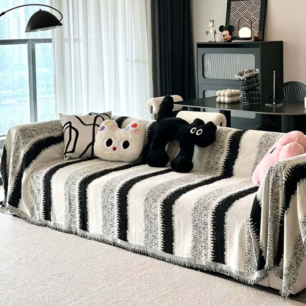 🛋️Stylowy i przewiewny pokrowiec na sofę w paski z tkaniny szenilowej