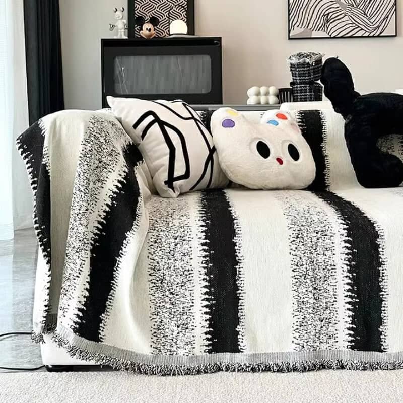 🛋️Stylowy i przewiewny pokrowiec na sofę w paski z tkaniny szenilowej