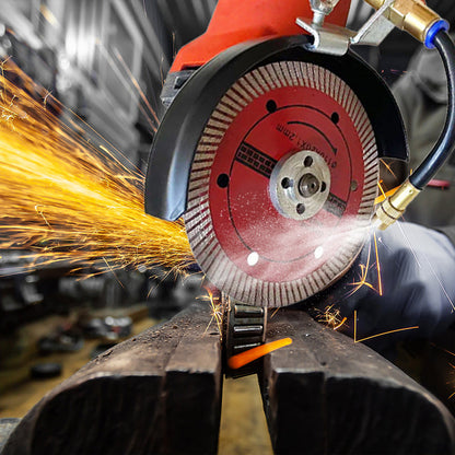 🔧 OGRANICZONA CZASOWO PROMOCJA: -50%! ✨ Zraszacz przeciwpyłowy do przecinarki – dwa tryby natrysku, elastyczny przewód aluminiowy, konstrukcja odporna na rdzę 💧