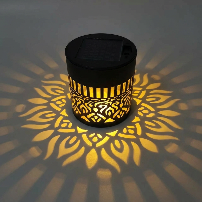 ☀️ Solarna lampa mandala do ogrodu i na taras – 2 w 1: lampa podłogowa i ścienna – Ozdobna dekoracja świetlna w stylu vintage – Odporna na rdzę i trwała ✨🪴🏡