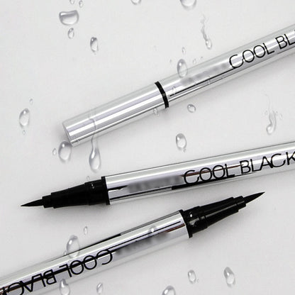 ✨ Wodoodporny, nierozmazujący się eyeliner – 24H intensywnej czerni i precyzji! ✨