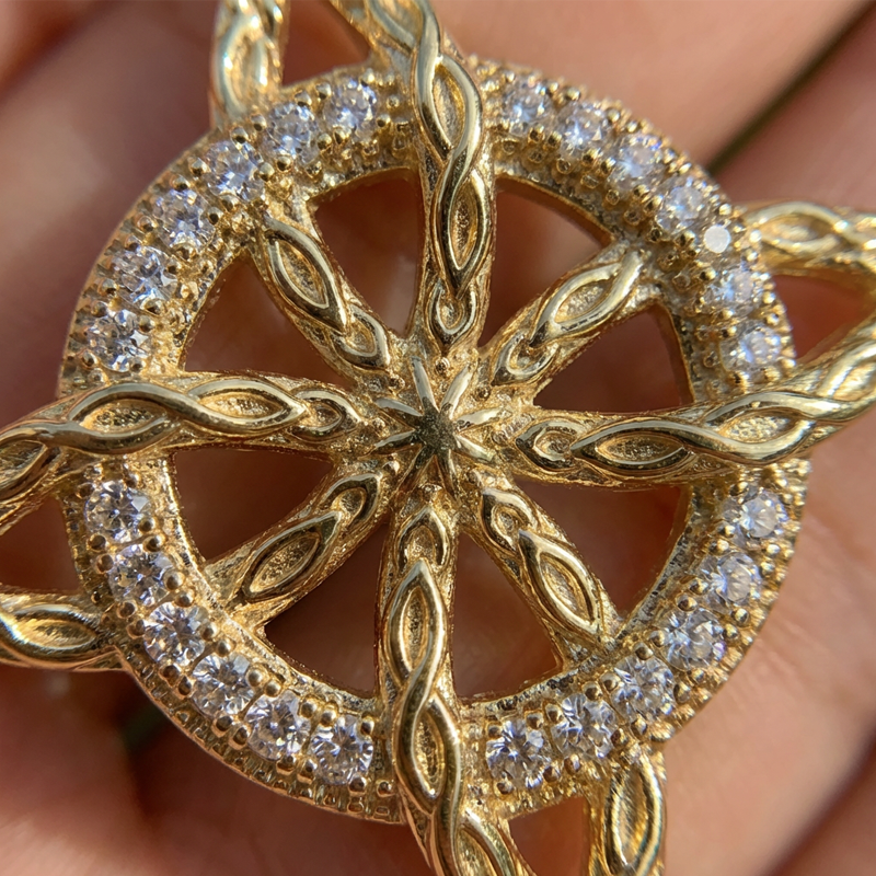 🔮 Celtycki wisior „Węzeł Wiedźmy” (unisex) – amulet chroniący przed negatywną energią; prosty i elegancki, idealny do noszenia na co dzień 🖤✨