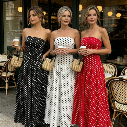 ✨ Sukienka bez ramiączek w kropki – elegancka i wygodna! ✨