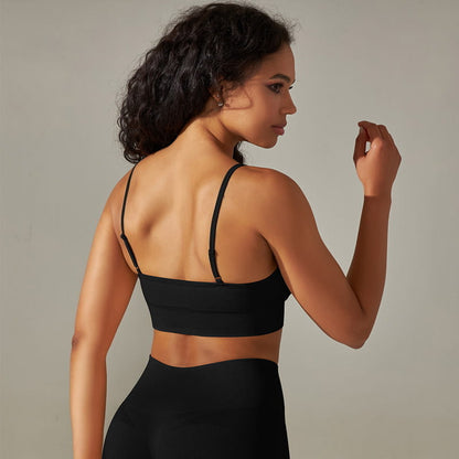 Einfarbige stylische Workout-Kleidung für Frauen (separat erhältlich)