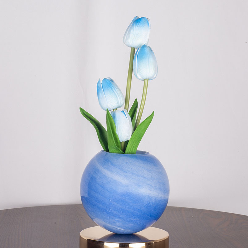 ✨ Elegancka Lampka Nocna z Bukietem Tulipanów – Piękna Dekoracja i Miękkie Światło ✨