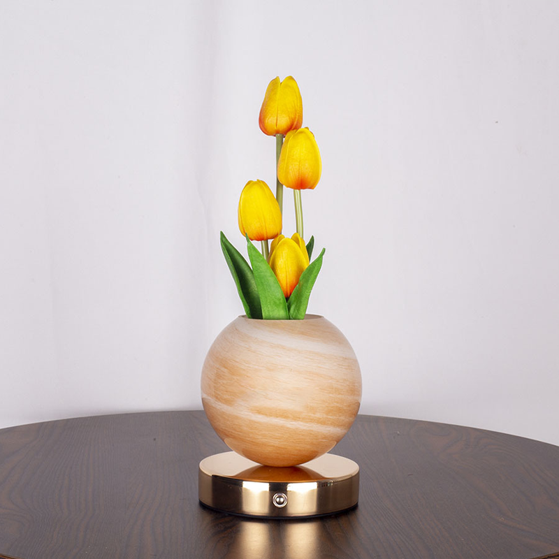 ✨ Elegancka Lampka Nocna z Bukietem Tulipanów – Piękna Dekoracja i Miękkie Światło ✨
