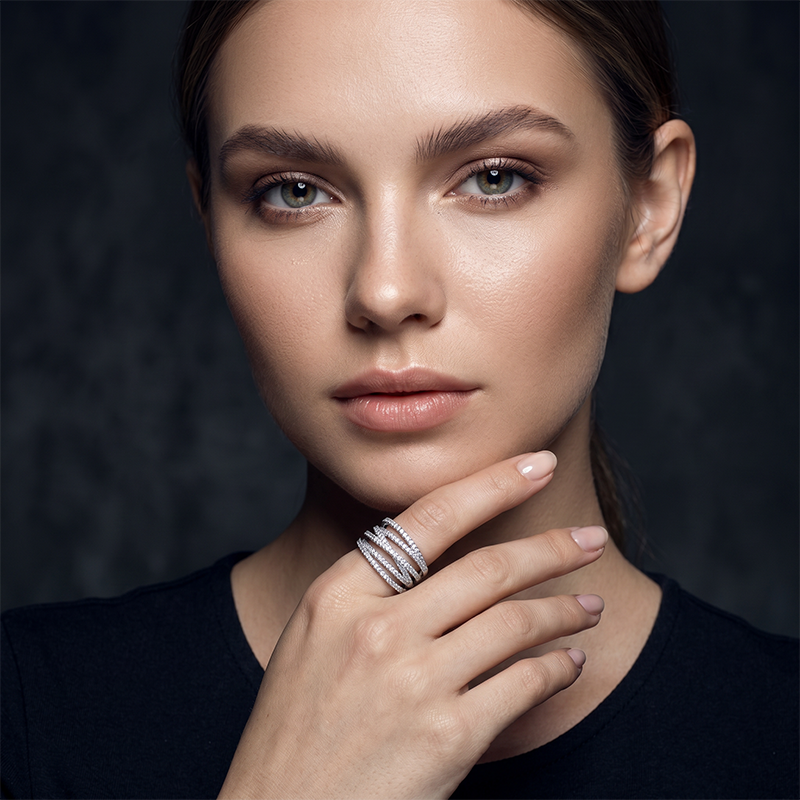 📢📢 50% taniej!! 💍 Regulowany pierścionek z cyrkoniami i motywem krzyża — lśniące wykończenie typu pavé i elegancki design z wieloma obrączkami ✨