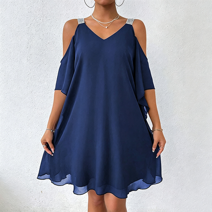 🍃🌸 OFERTA LIMITOWANA: 50% TANIEJ! 👗Wszechstronna sukienka z dekoltem w serek i odkrytymi ramionami – miękka i wygodna – idealna zarówno na dzień, jak i na wieczór.