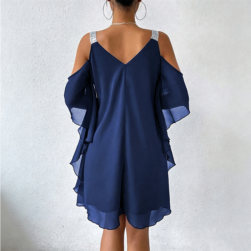 🍃🌸 OFERTA LIMITOWANA: 50% TANIEJ! 👗Wszechstronna sukienka z dekoltem w serek i odkrytymi ramionami – miękka i wygodna – idealna zarówno na dzień, jak i na wieczór.
