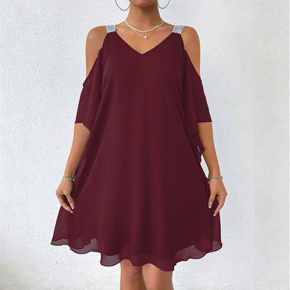 🍃🌸 OFERTA LIMITOWANA: 50% TANIEJ! 👗Wszechstronna sukienka z dekoltem w serek i odkrytymi ramionami – miękka i wygodna – idealna zarówno na dzień, jak i na wieczór.