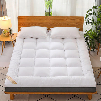 Miękka, pikowana nakładka na materac 🛏️ Warstwa komfortu niczym chmura – otul się miękkością i budź się wypoczęty ✨