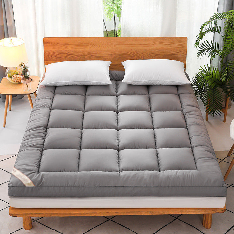 Miękka, pikowana nakładka na materac 🛏️ Warstwa komfortu niczym chmura – otul się miękkością i budź się wypoczęty ✨