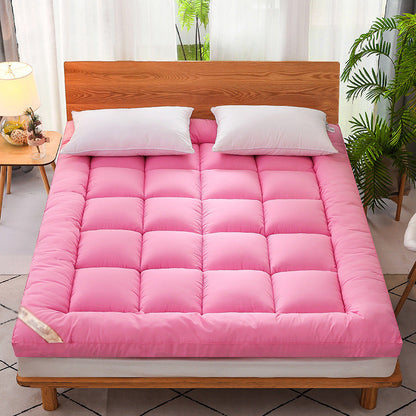 Miękka, pikowana nakładka na materac 🛏️ Warstwa komfortu niczym chmura – otul się miękkością i budź się wypoczęty ✨